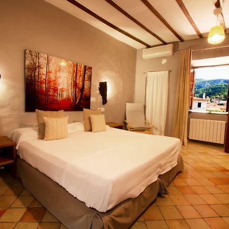 S'Hostal D'אספורלס מראה חיצוני תמונה